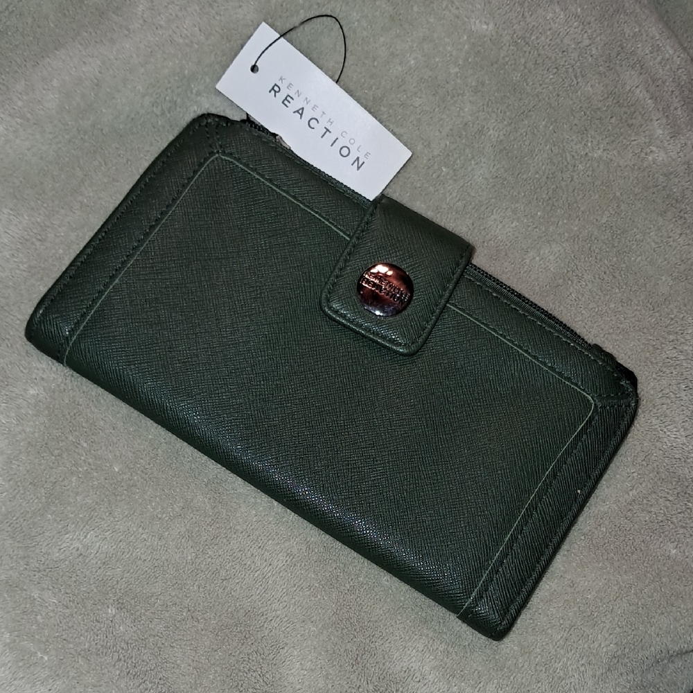 Kenneth Cole Reaction Dark Green Wallet
